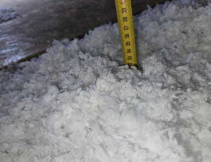 Zateplení stropu zděné budovy školy pomocí foukané izolace